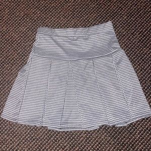 Black & white houndstooth mini skirt